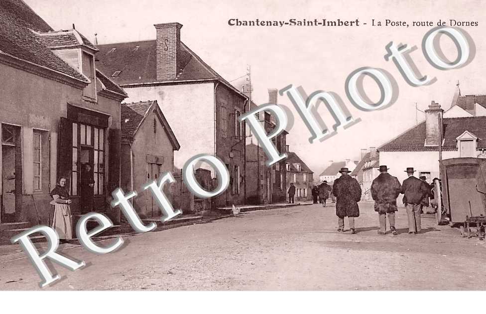 la Poste, route de Dornes