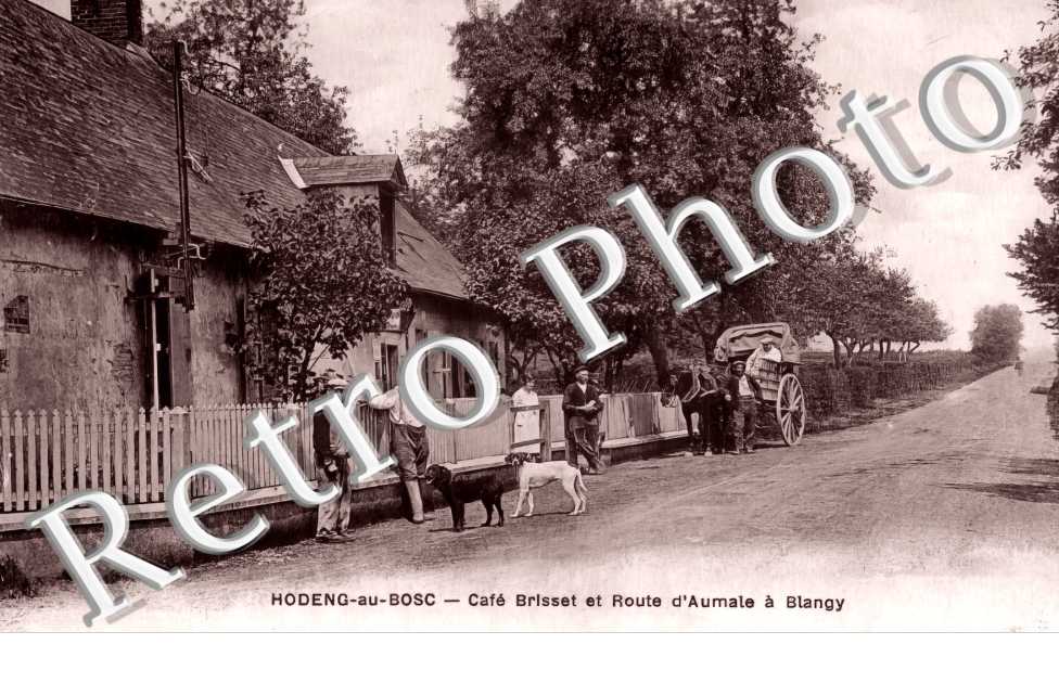 Café Brisset et route d'Aumale à Blancy
