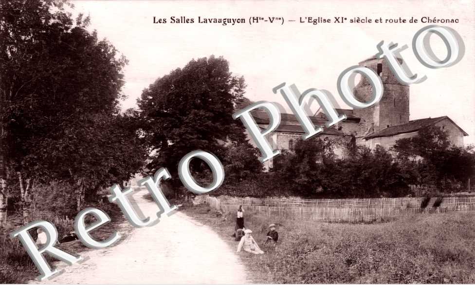 l'église et route de Chéronac