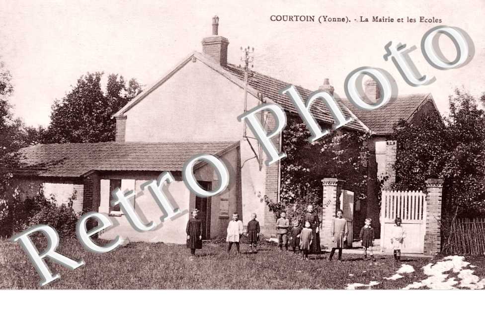 la mairie et les écoles