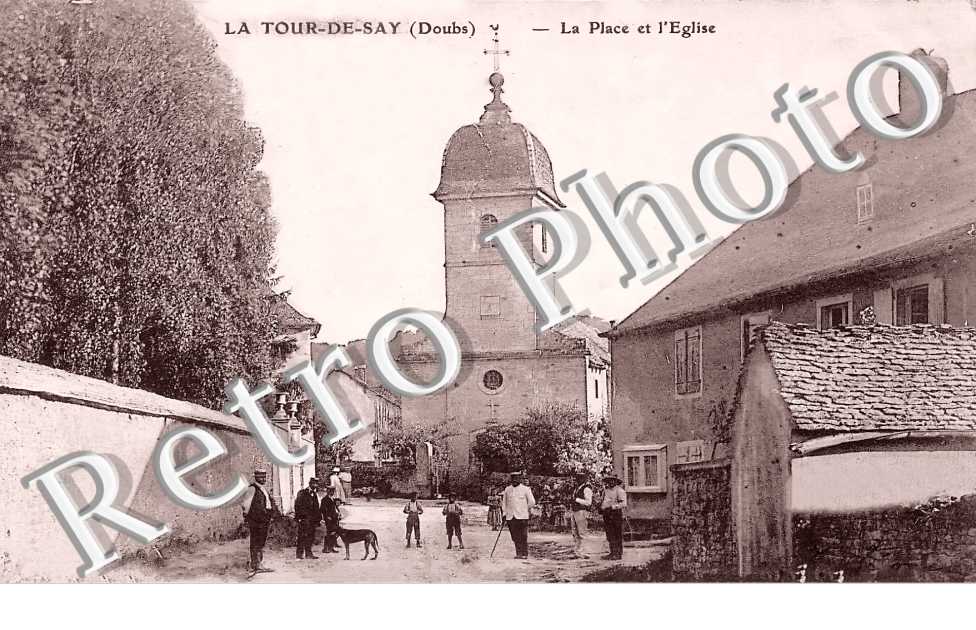 la Place et l'église