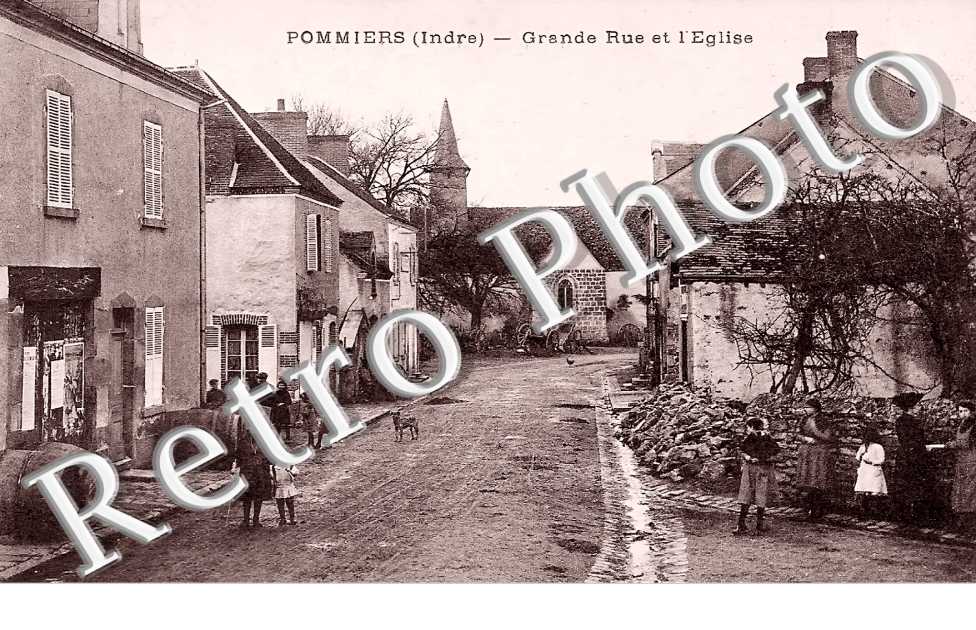 grande rue et l'église