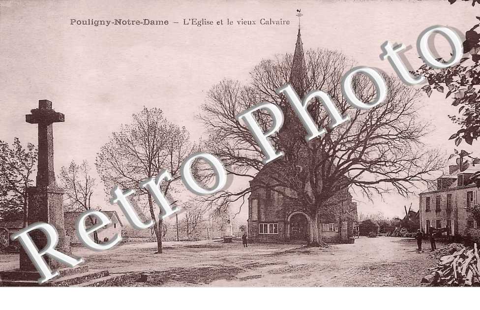 l'église et le vieux calvaire