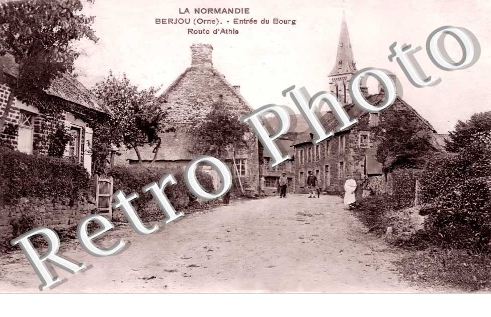 entrée du bourg. Route d'Athis.