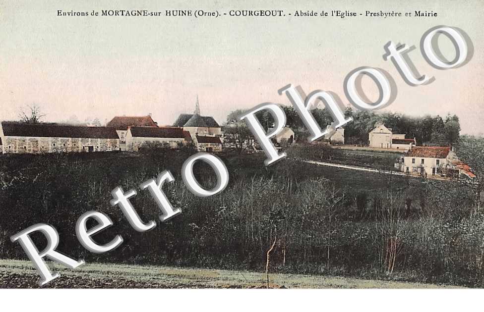 Abside de l'église. Presbytère et Mairie.