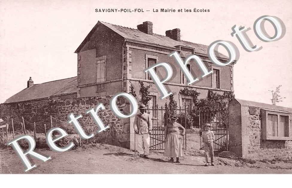 la mairie et les écoles