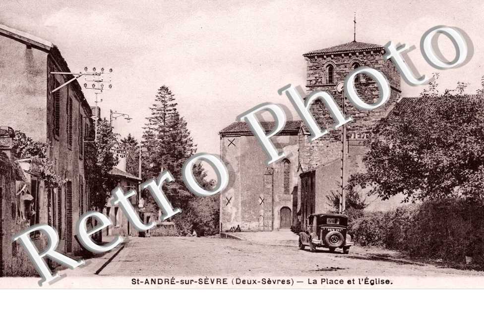 la Place et l'église