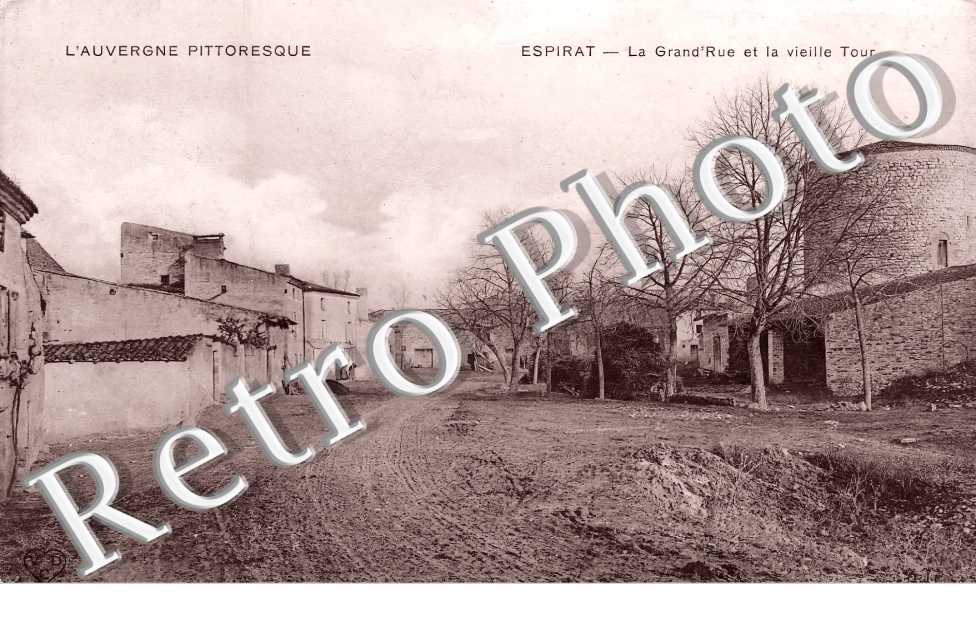 la grand'rue et la Vieille Tour