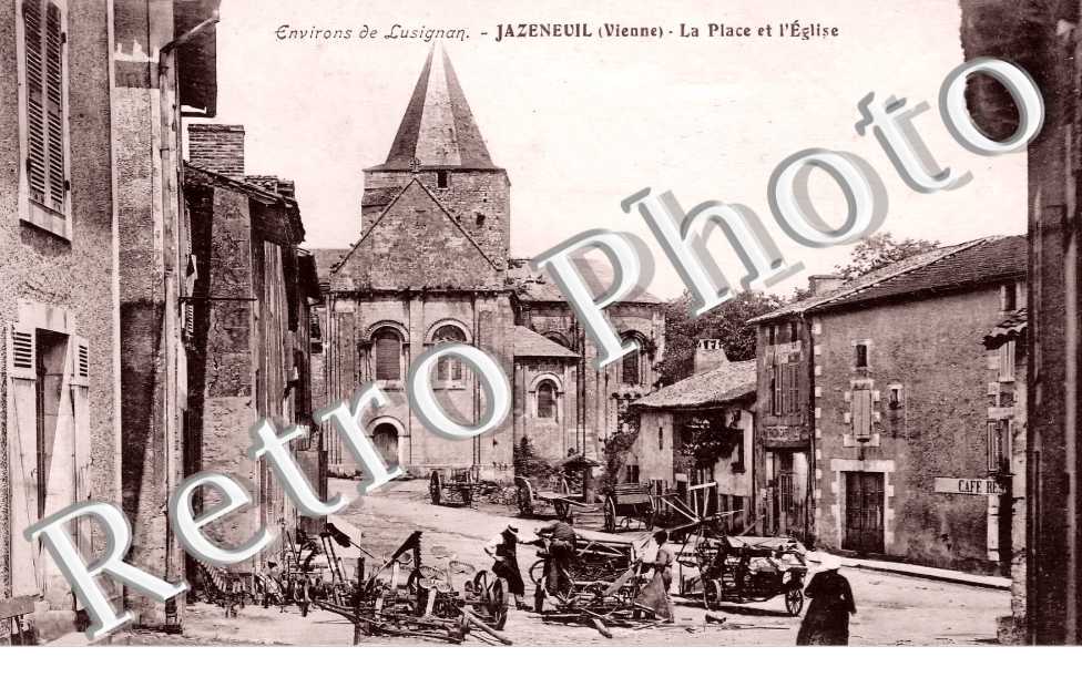 la Place et l'église