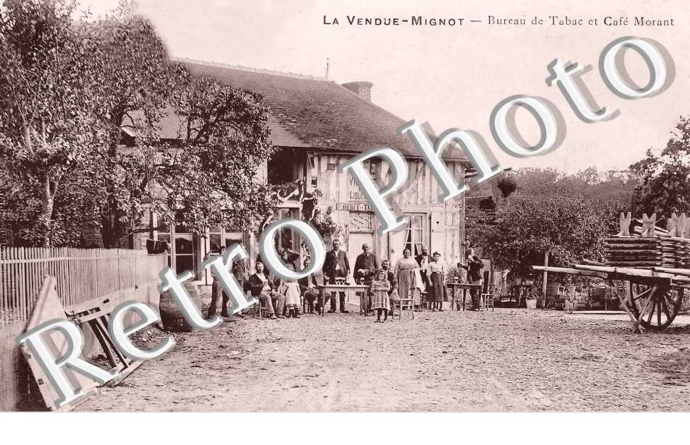bureau de tabac et Café Morant