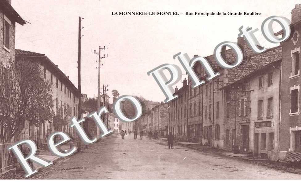rue principale de la Grande Roulière
