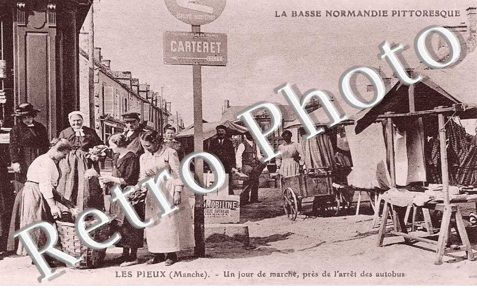 un jour de marché, près l'arrêt des autobus