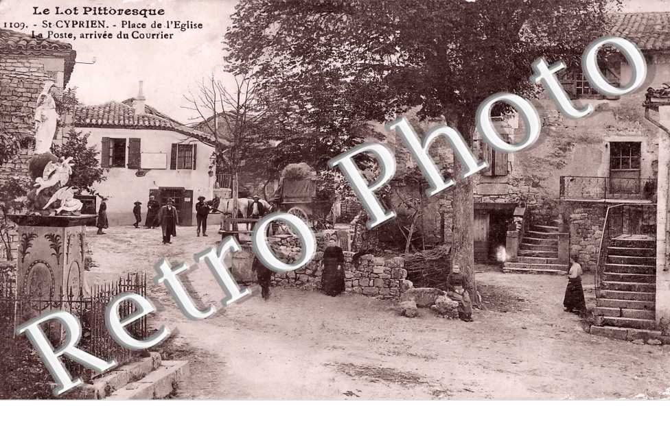 place de l'église. La Poste, arrivée du courrier