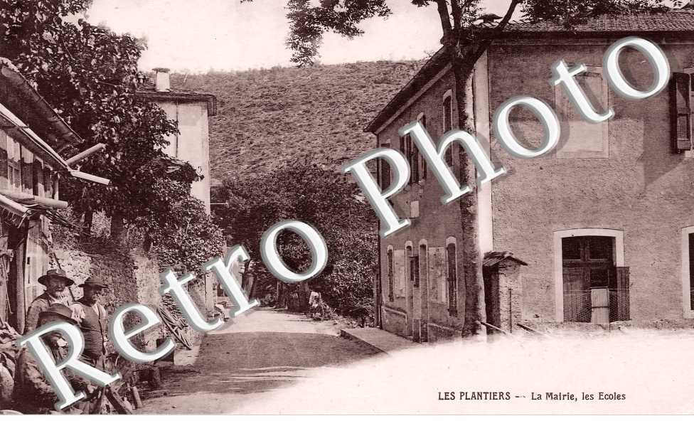 la Mairie, les Ecoles