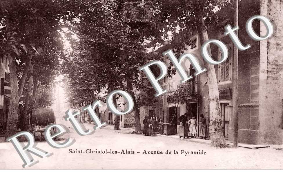 avenue de la Pyramide