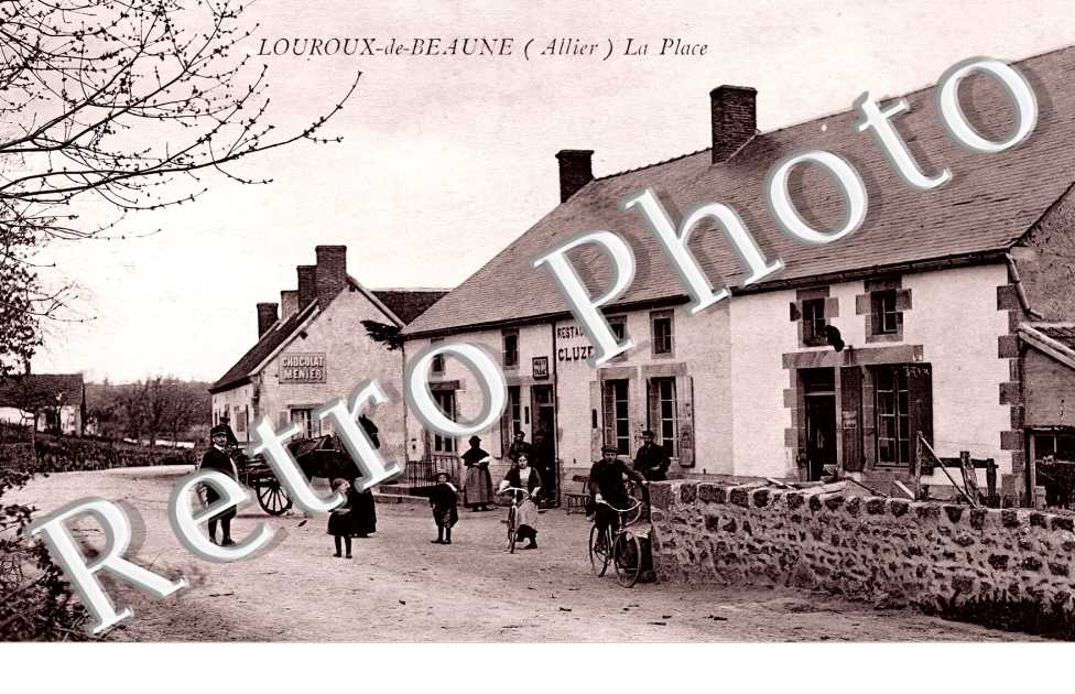 la Place. Restaurant Cluzel.