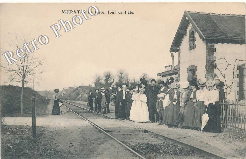 la gare un jour de fête