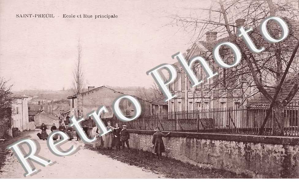 école et rue principale