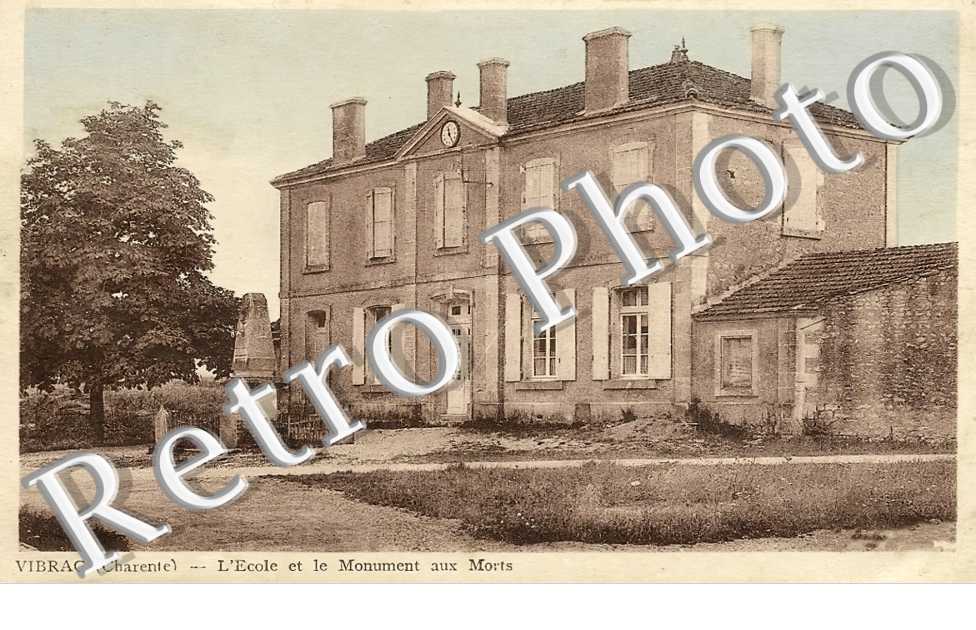 l'école et le Monument aux Morts
