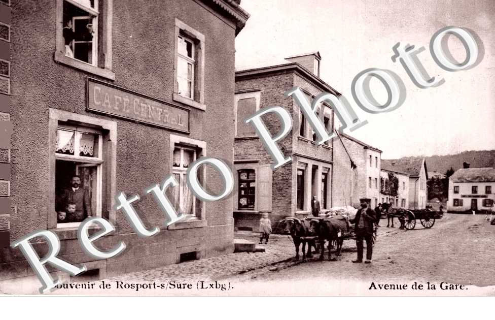 Avenue de la gare. Café Central
