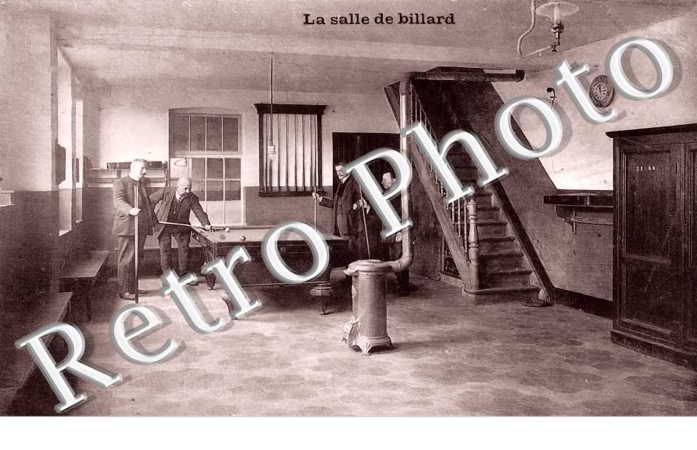 INSTITUT STEYAERT - PENSIONNAT INTERNATIONAL DE JEUNES GENS - LA SALLE DE BILLARD