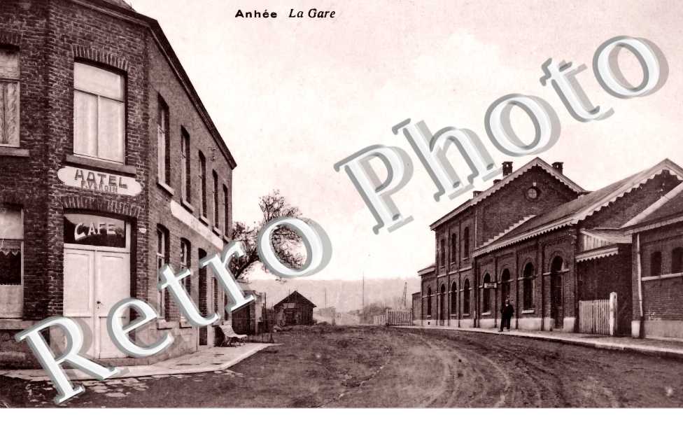 la gare. Hotel Veroin