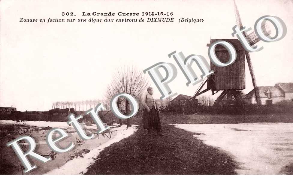 Zouave en faction sur une digue aux environs de Dixmude