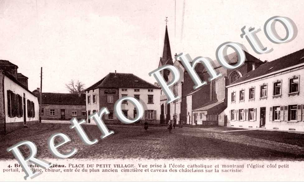 place du petit village