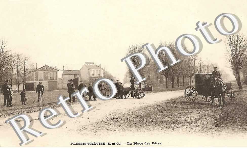 la place des Fêtes