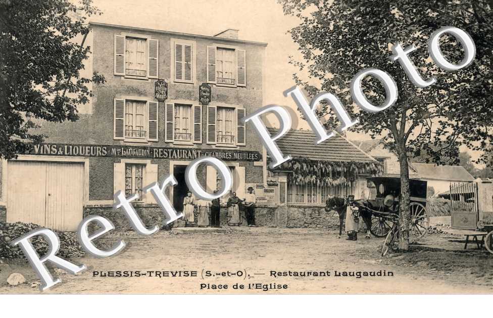 restaurant Laugaudin. Place de l'église