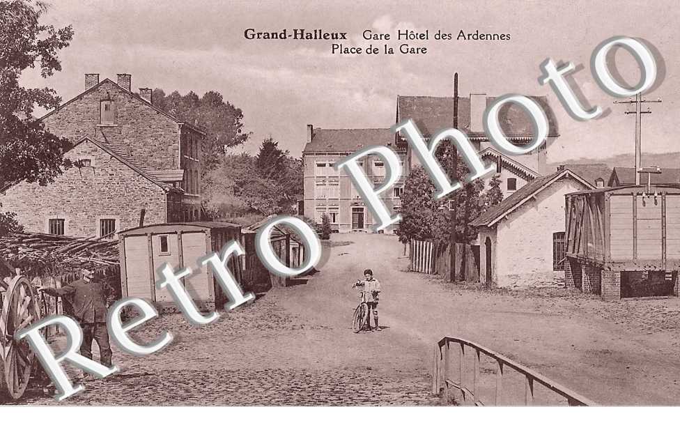 Gare Hôtel des Ardennes. Place de la gare