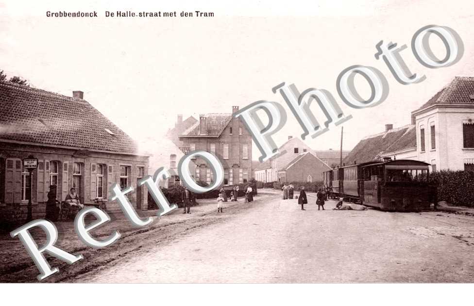 De Halle-straat met den Tram