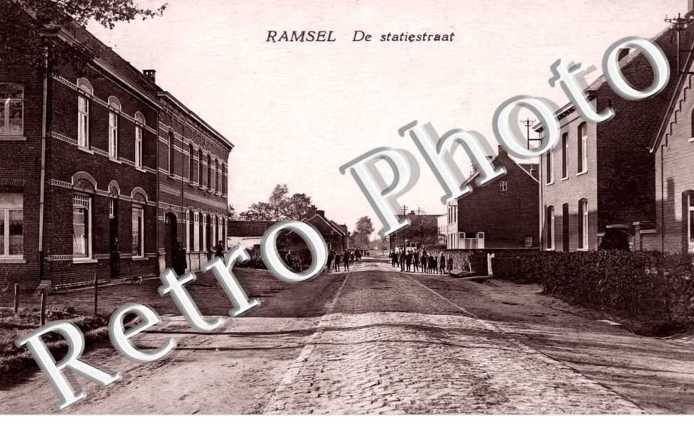 Ramsel. De statiestraat