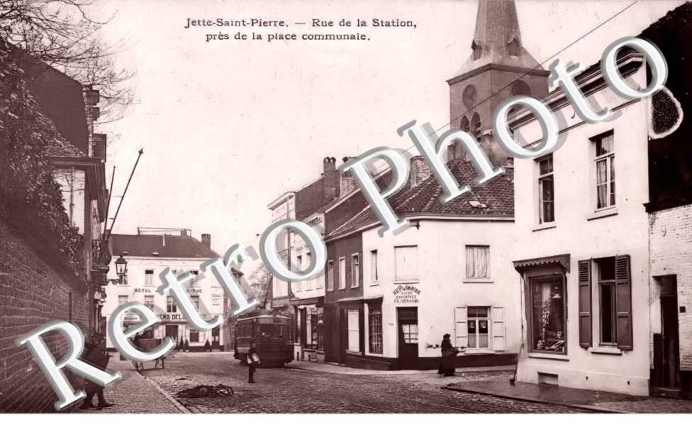 rue de la station près de la place communale
