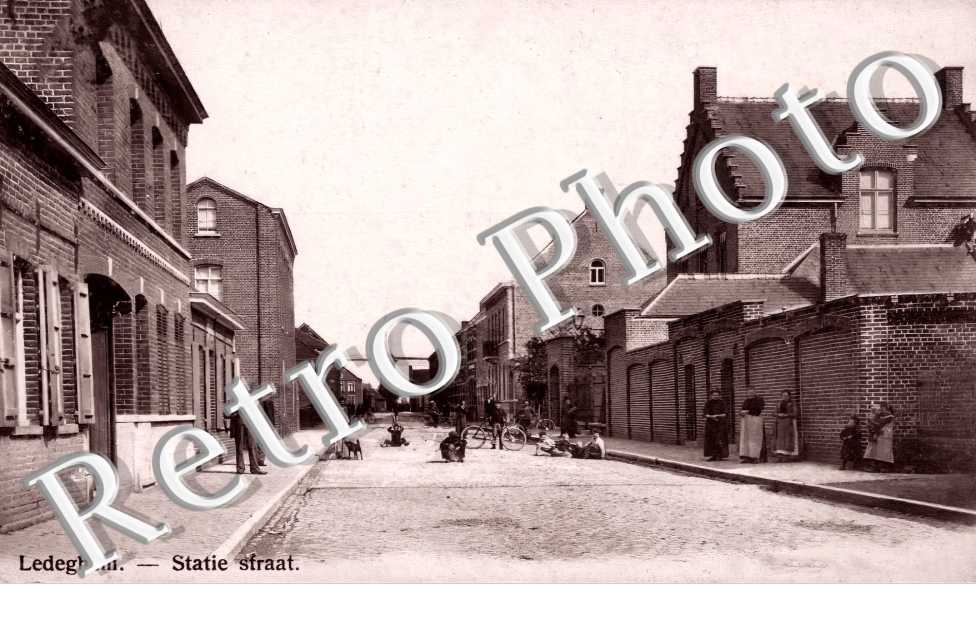 Ledeghem. Statie straat