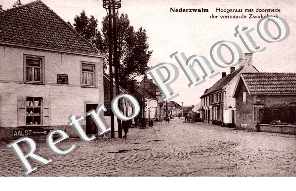 Hoogstraat met doorsnede der vermaarde Zwalmbeek