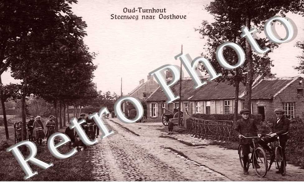 Oud-Turnhout. Steenweg naar Oosthove