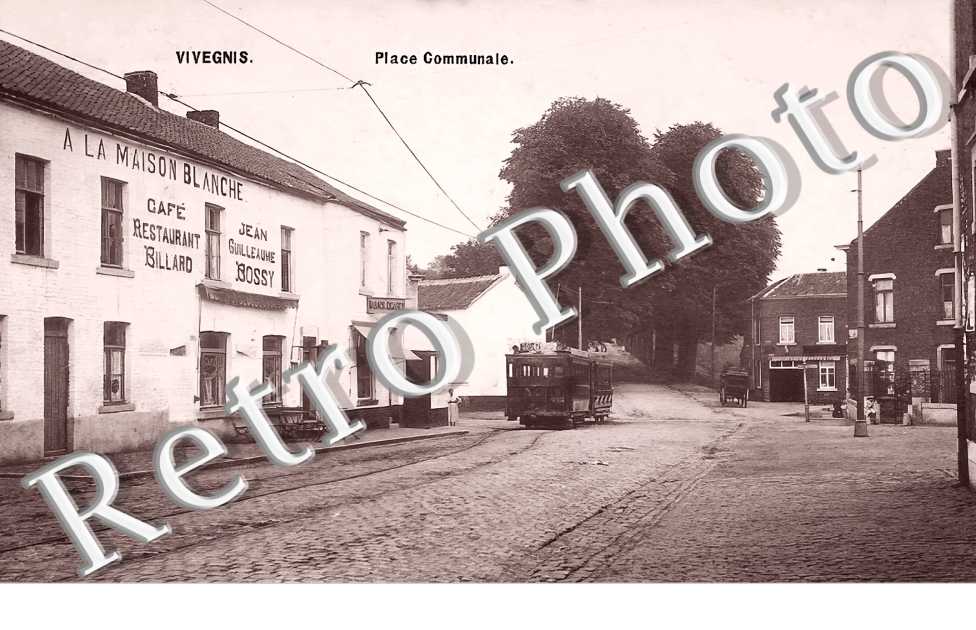 Vivegnis. Place communale