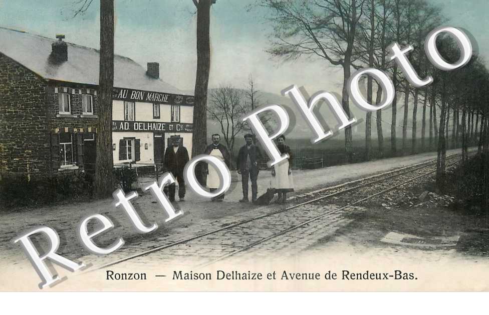Ronzon. Maison Delhaize et avenue de Rendeux-Bas