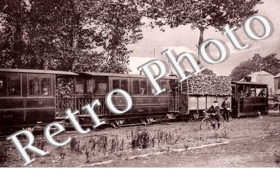 Arrivée du TRAM de MARBEHAN à SAINTE-CECILE