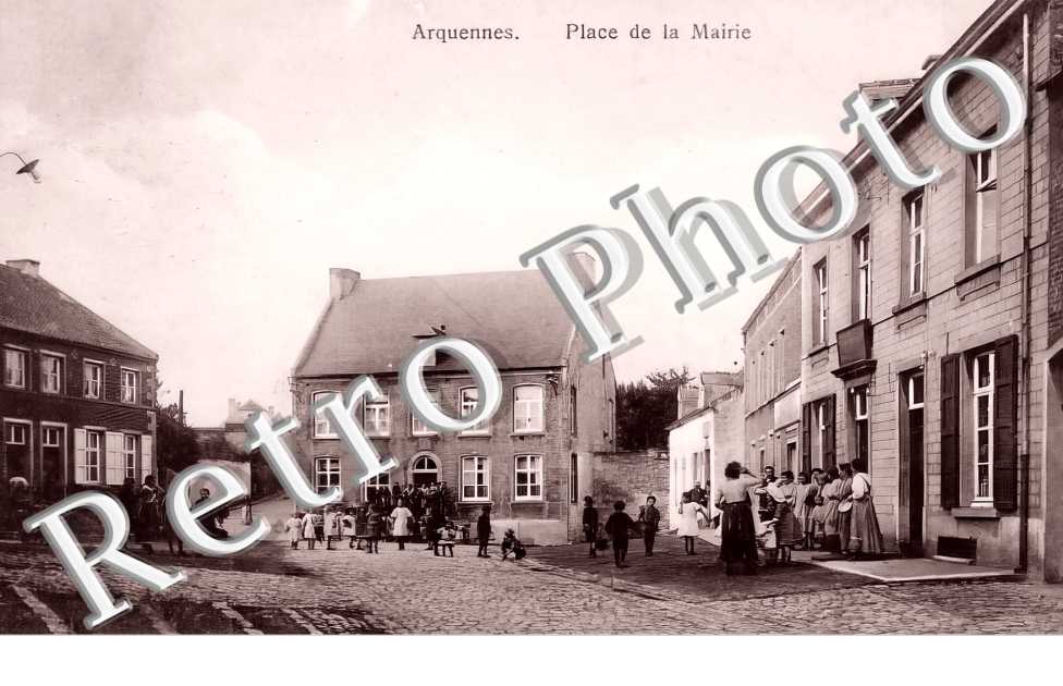 Arquennes. Place de la Mairie