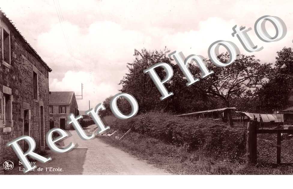 Strivay. La rue de l'école