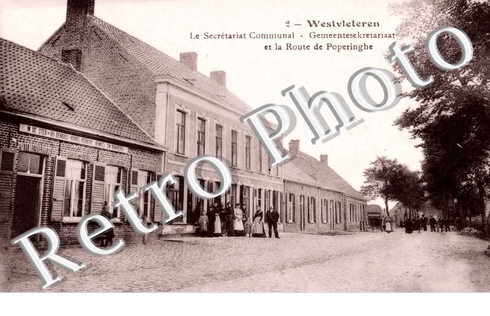 le secrétariat communal et la route de Poperinghe