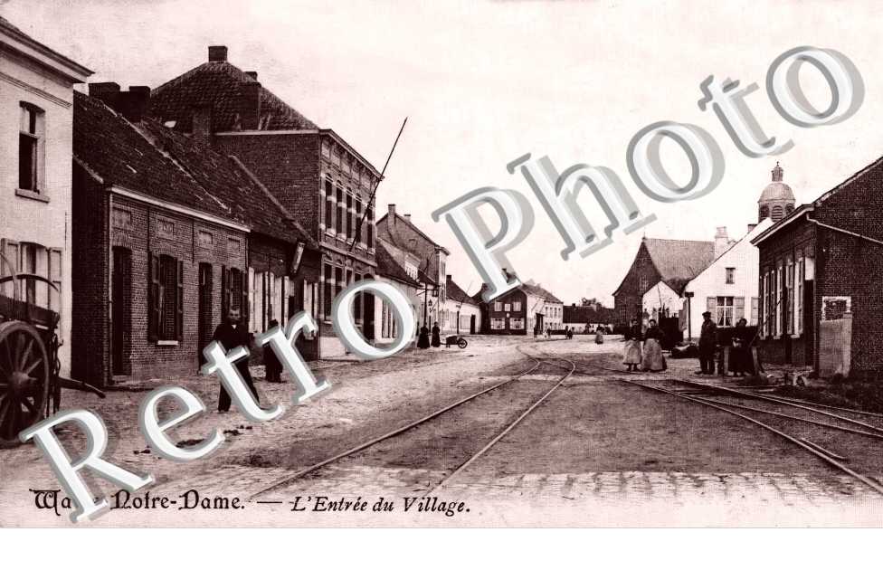 Wavre-Notre-Dame. L'entrée du village