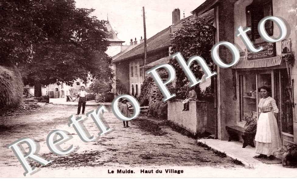 le Muids. Haut du village