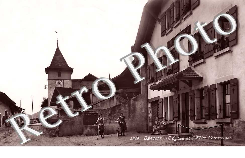 l'église et l'hôtel communal