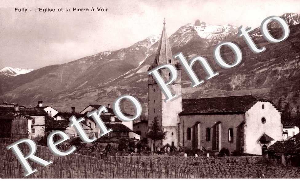 l'église et la Pierre à Voir