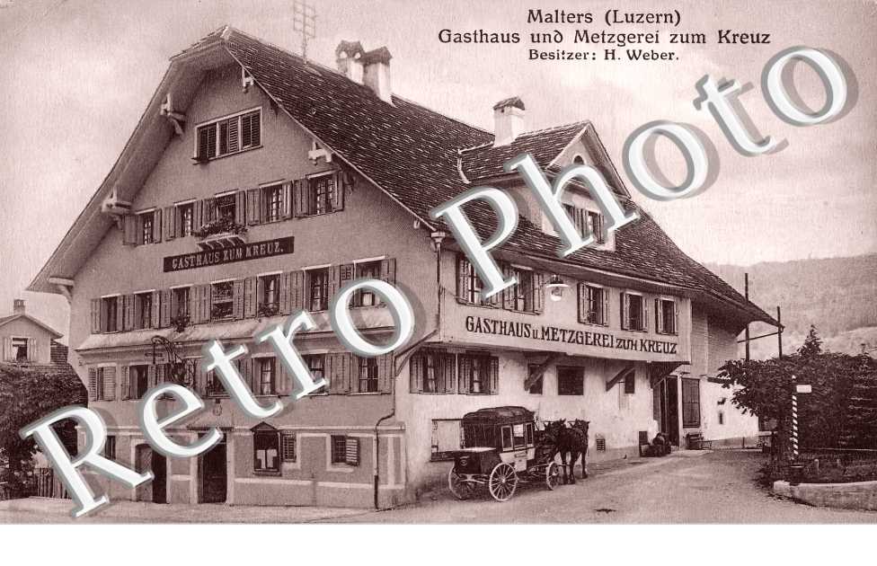 Gasthaus und Metzgerei zum Kreuz. Besitzer : H. Weber