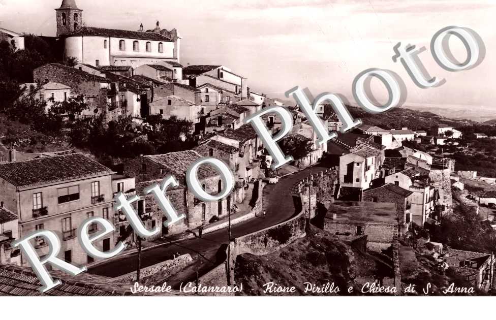 Rione Pirillo e Chiesa di S. Anna