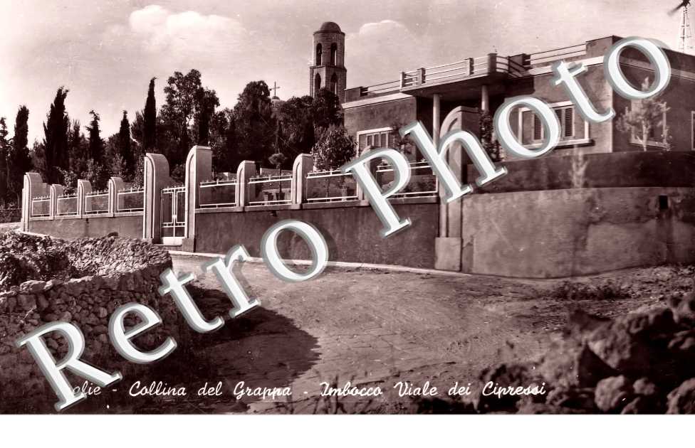 Collina del Grappa. Imbocco viale dei Cipressi
